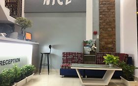 Nice Hue Hotel